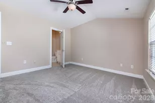 2425 Ryerson Ct, Charlotte, NC 28213 - Photo 18