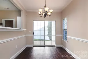 2425 Ryerson Ct, Charlotte, NC 28213 - Photo 6