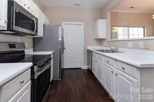 2425 Ryerson Ct, Charlotte, NC 28213 - Photo 10