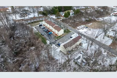 1055 19th Street NE, Hickory, NC 28601 - Photo 22