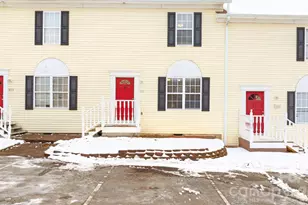 1055 19th St NE, Hickory, NC 28601 - Photo 1