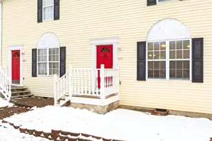 1055 19th St NE, Hickory, NC 28601 - Photo 2