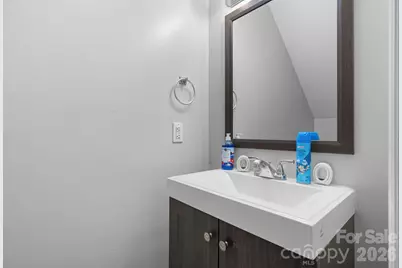 1055 19th Street NE, Hickory, NC 28601 - Photo 12