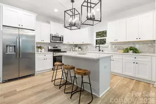 6424 Charcon Ct, Charlotte, NC 28213 - Photo 8