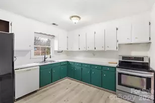 1152 Faulkner Rd, Clover, SC 29710 - Photo 10