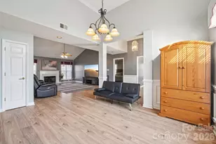 12408 Sandringham Pl, Charlotte, NC 28262 - Photo 14