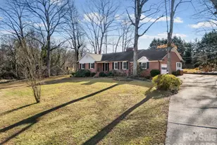 210 Laban's Ln, Lincolnton, NC 28092 - Photo 2