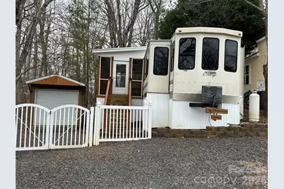 112 Sparrow Lane, New London, NC 28127 - Photo 1