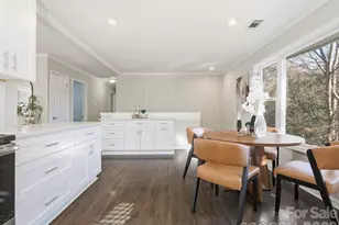 6801 Starcrest Dr, Charlotte, NC 28210 - Photo 10