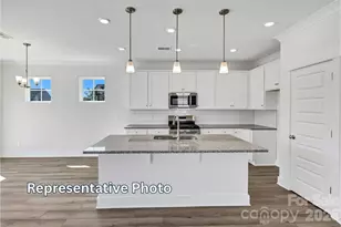 13115 Foxberry Rd, Charlotte, NC 28213 - Photo 6