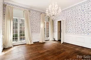 2750 Loch Ln, Charlotte, NC 28226 - Photo 14