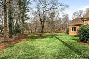 2750 Loch Ln, Charlotte, NC 28226 - Photo 36