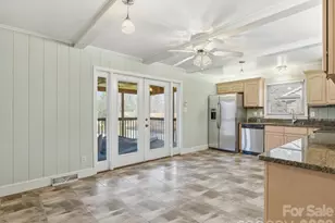 1537 Brookdale Ave, Charlotte, NC 28210 - Photo 6