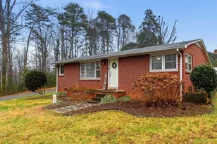 1519 N Frye Ave, Newton, NC 28658 - Photo 2