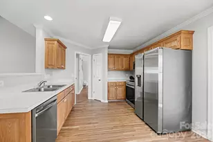 1333 Beaufort Dr, Graham, NC 27253 - Photo 12