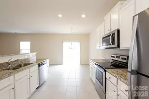 7604 Malden Park Dr, Charlotte, NC 28215 - Photo 8