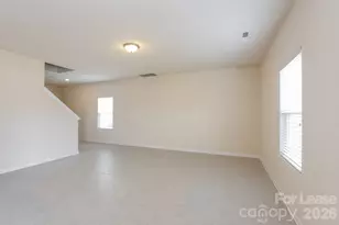 7604 Malden Park Dr, Charlotte, NC 28215 - Photo 2