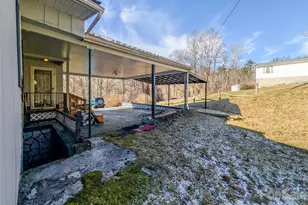 97 Tom Sparks Rd, Spruce Pine, NC 28777 - Photo 30