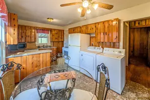 97 Tom Sparks Rd, Spruce Pine, NC 28777 - Photo 6