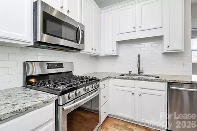 558 Oakland Avenue, Charlotte, NC 28204 - Photo 1