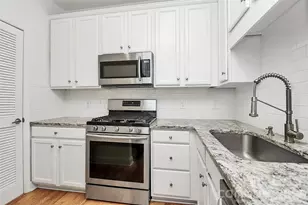 558 Oakland Ave, Charlotte, NC 28204 - Photo 8