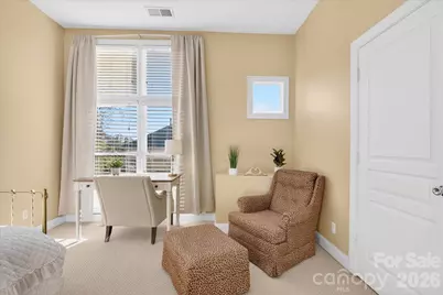 1049 Park West Drive, Charlotte, NC 28209 - Photo 16