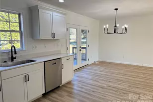 2109 Kyle Ct SE, Conover, NC 28613 - Photo 8