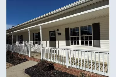 2109 Kyle Court SE, Conover, NC 28613 - Photo 2