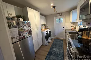 1828 Finchley Dr, Charlotte, NC 28215 - Photo 10