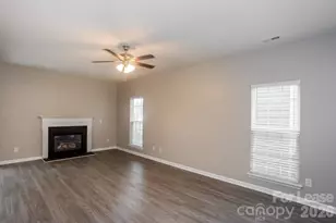 12013 Cheviott Hill Ln, Charlotte, NC 28213 - Photo 8