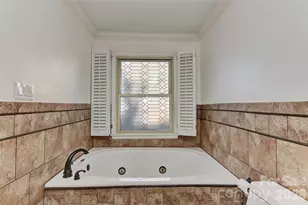 7332 Lake Front Dr, Charlotte, NC 28278 - Photo 22