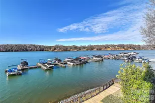 7332 Lake Front Dr, Charlotte, NC 28278 - Photo 2