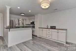 7332 Lake Front Dr, Charlotte, NC 28278 - Photo 6