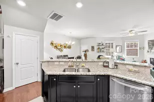 3261 Yarmouth Ln, Gastonia, NC 28056 - Photo 16