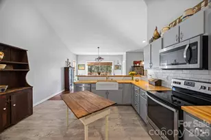 445 Warren Rd, Taylorsville, NC 28681 - Photo 20