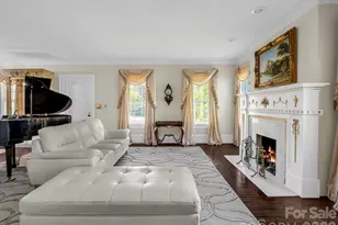 238 W Mountain St, Rutherfordton, NC 28139 - Photo 6