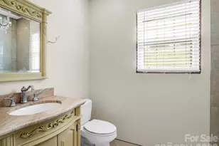 238 W Mountain St, Rutherfordton, NC 28139 - Photo 22