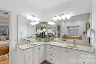 1613 Essex Hall Dr, Rock Hill, SC 29730 - Photo 18