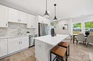 109 N Smallwood Pl, Charlotte, NC 28216 - Photo 14