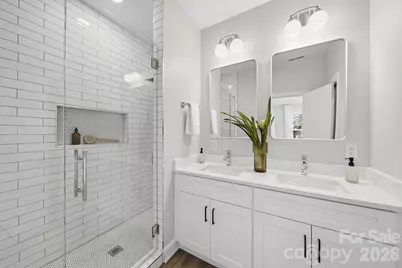 109 N Smallwood Place, Charlotte, NC 28216 - Photo 30