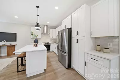 109 N Smallwood Place, Charlotte, NC 28216 - Photo 20