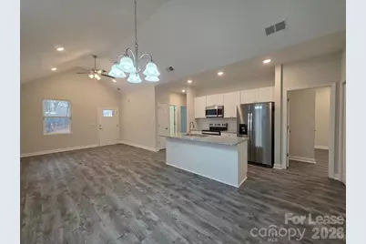 215 E Division Avenue, Salisbury, NC 28144 - Photo 4