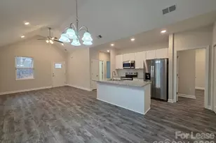 215 E Division Ave, Salisbury, NC 28144 - Photo 4