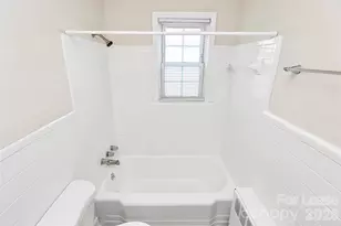 540 Wakefield Dr, Charlotte, NC 28209 - Photo 14