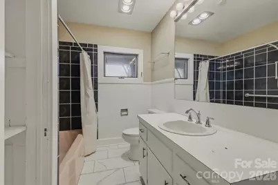 402 Pennton Avenue SW, Lenoir, NC 28645 - Photo 24