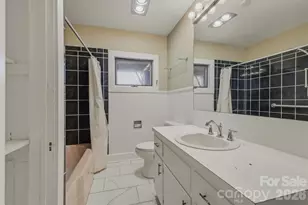 402 Pennton Ave SW, Lenoir, NC 28645 - Photo 24