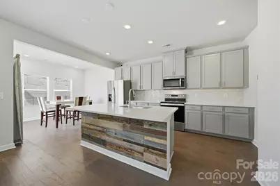 1302 31st Street NE, Conover, NC 28613 - Photo 8