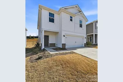 1302 31st Street NE, Conover, NC 28613 - Photo 2