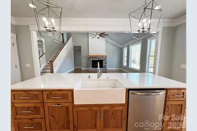 3635 46th Avenue NE, Hickory, NC 28601 - Photo 16