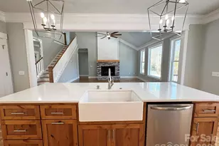 3635 46th Ave NE, Hickory, NC 28601 - Photo 16